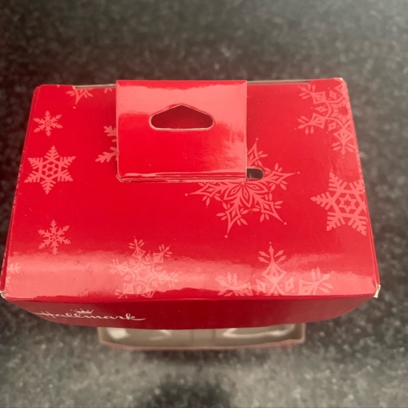 💋4/20 NIB Hallmark 2016 New Home Christmas Ornament collectable - Picture 7 of 8